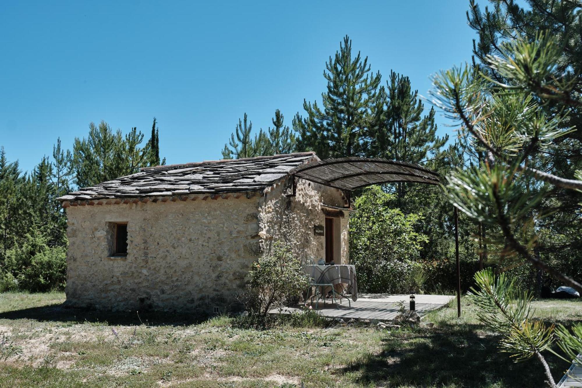 Les Maisons De Chante Oiseau Sigonce Стая снимка